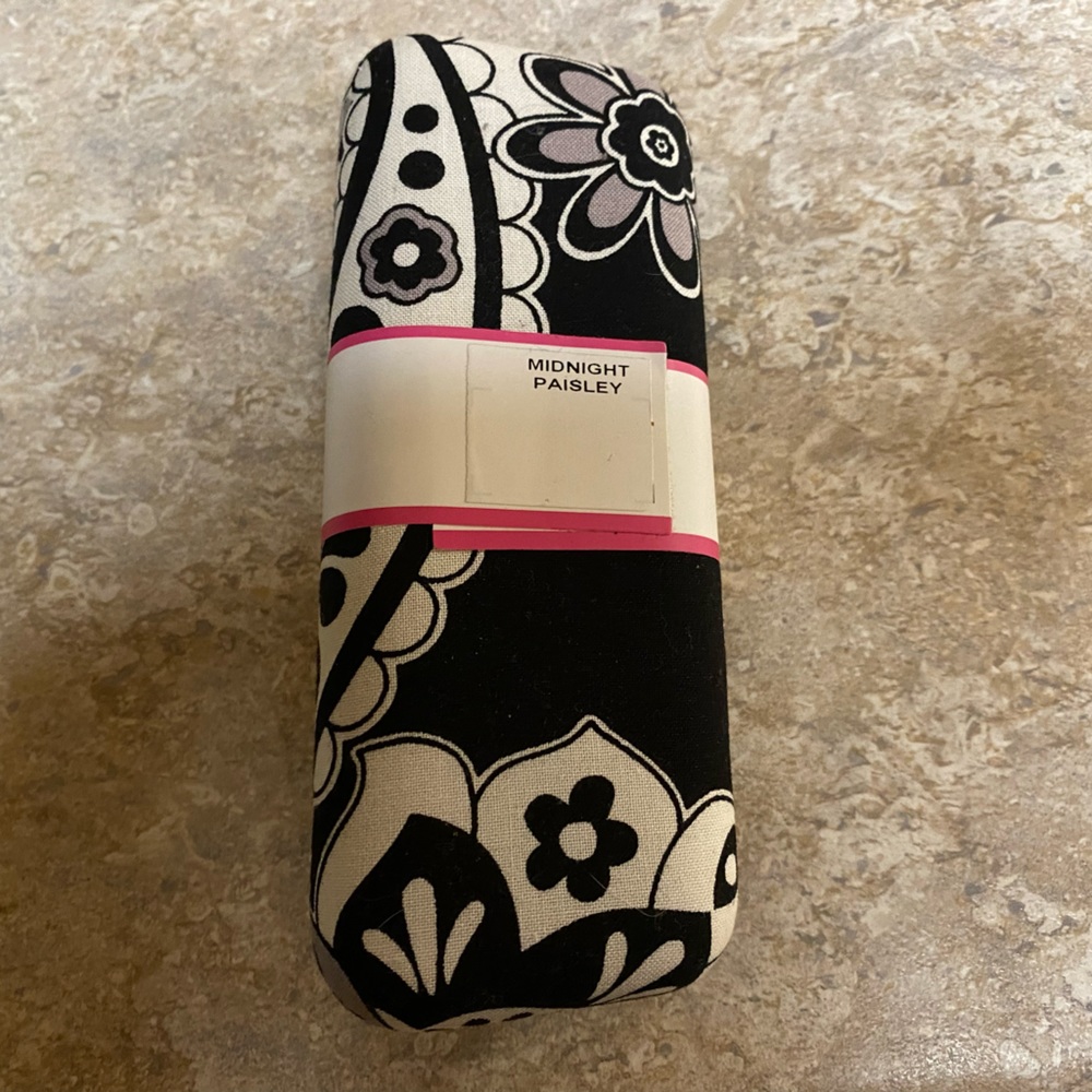 Vera Bradley hard eyeglass case
